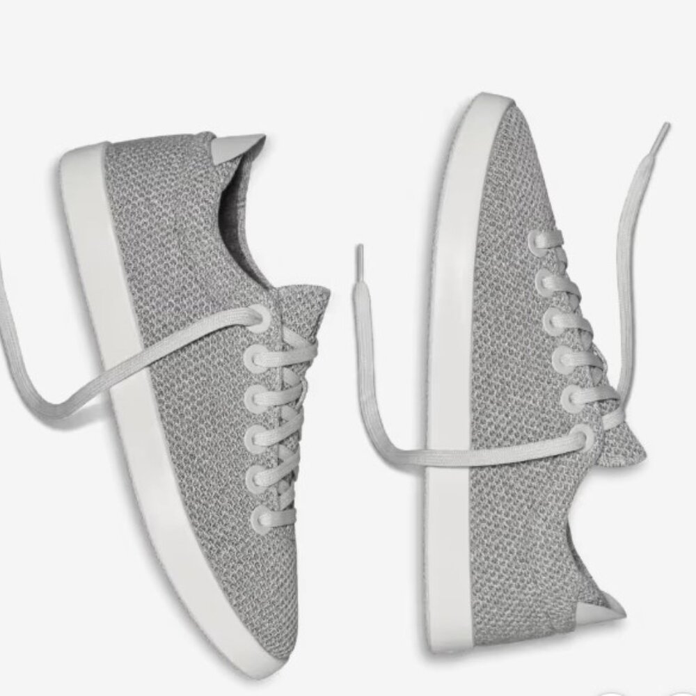 Allbirds women’s size 7 Tree Pipers. Color: Luna (light gray)